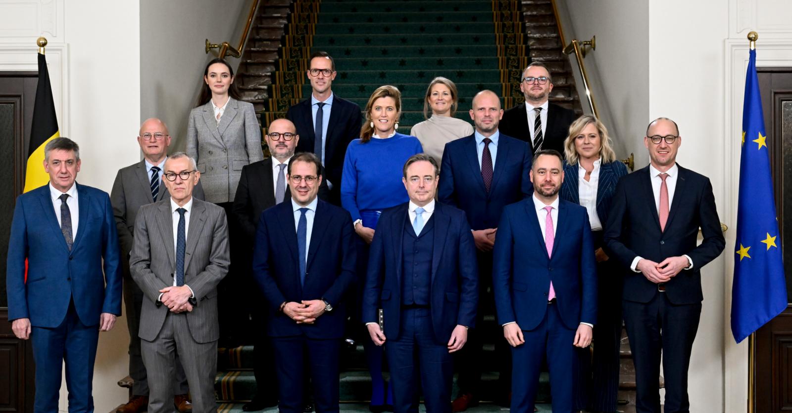Is het nieuwe federale kernkabinet ‘een boys’ club’ met bredere gevolgen? - De Factor factcheck